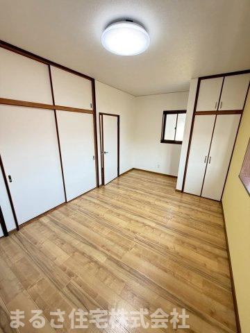 生目台東４丁目　中古戸建の洋室