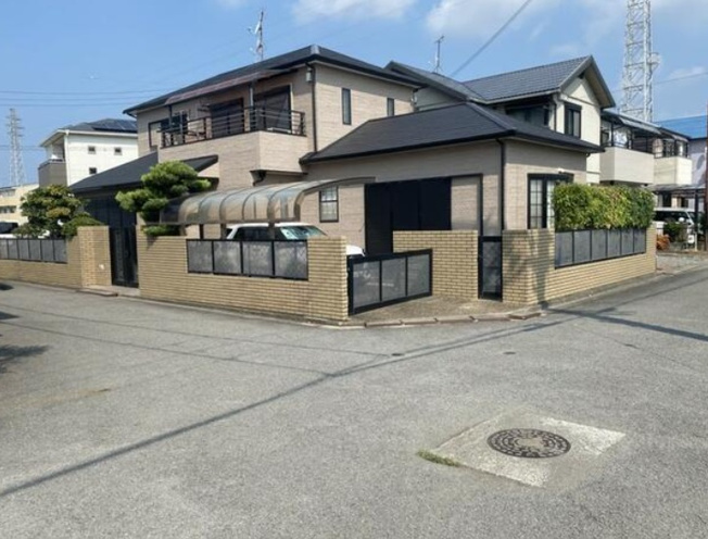 【外観】 | 南東角地で日当たり良好です。