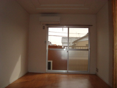 【内装】 | リバティハイツ | 洋室（イメージ）