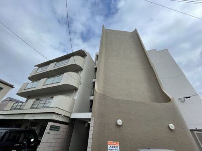 【外観】 | 新豊里ハイツ | 落ち着いた外観です。