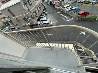 【バルコニー】 | 新豊里ハイツ | バルコニーが二つあります。