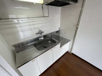 【キッチン】 | 新豊里ハイツ | きれいなキッチンです。