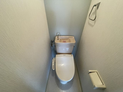 【トイレ】 | 新豊里ハイツ | 清潔感のあるトイレです。