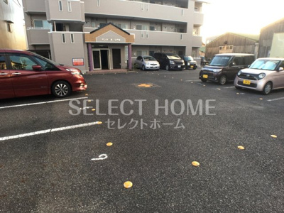 【駐車場】 | サンセール弐番館 | 駐車場完備です