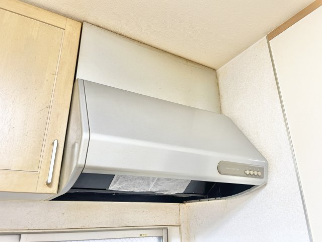 枚方市東船橋1丁目　中古一戸建ての設備|レンジフード♪