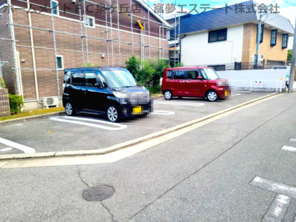サニーサイドの駐車場