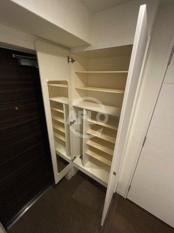 ランドセントラル梅田の収納|ランドセントラル梅田　シューズボックス