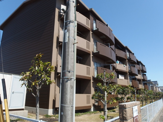 シャイン壱番館の外観
