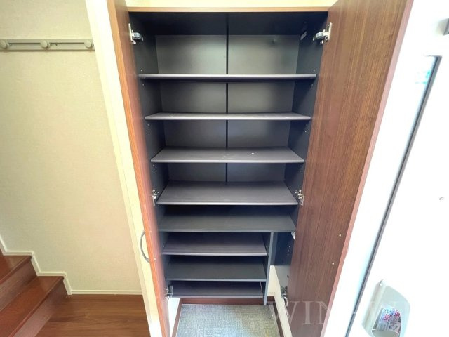 華 Aの玄関|イメージ（同建物内別部屋の写真です）