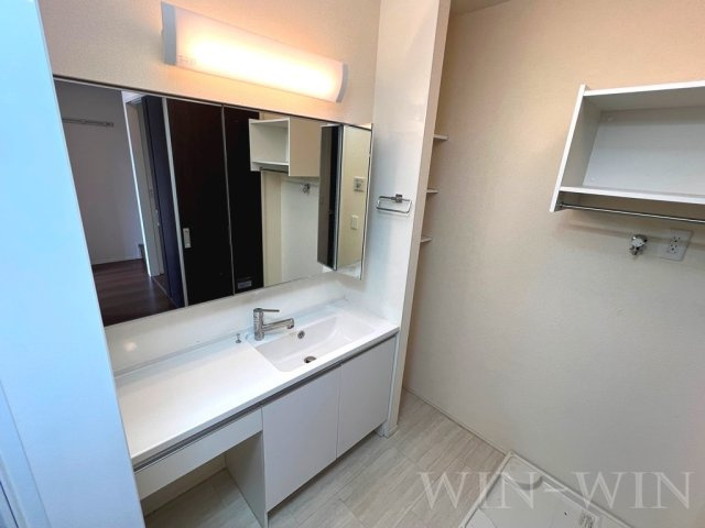 華 Aの洗面所|イメージ（同建物内別部屋の写真です）