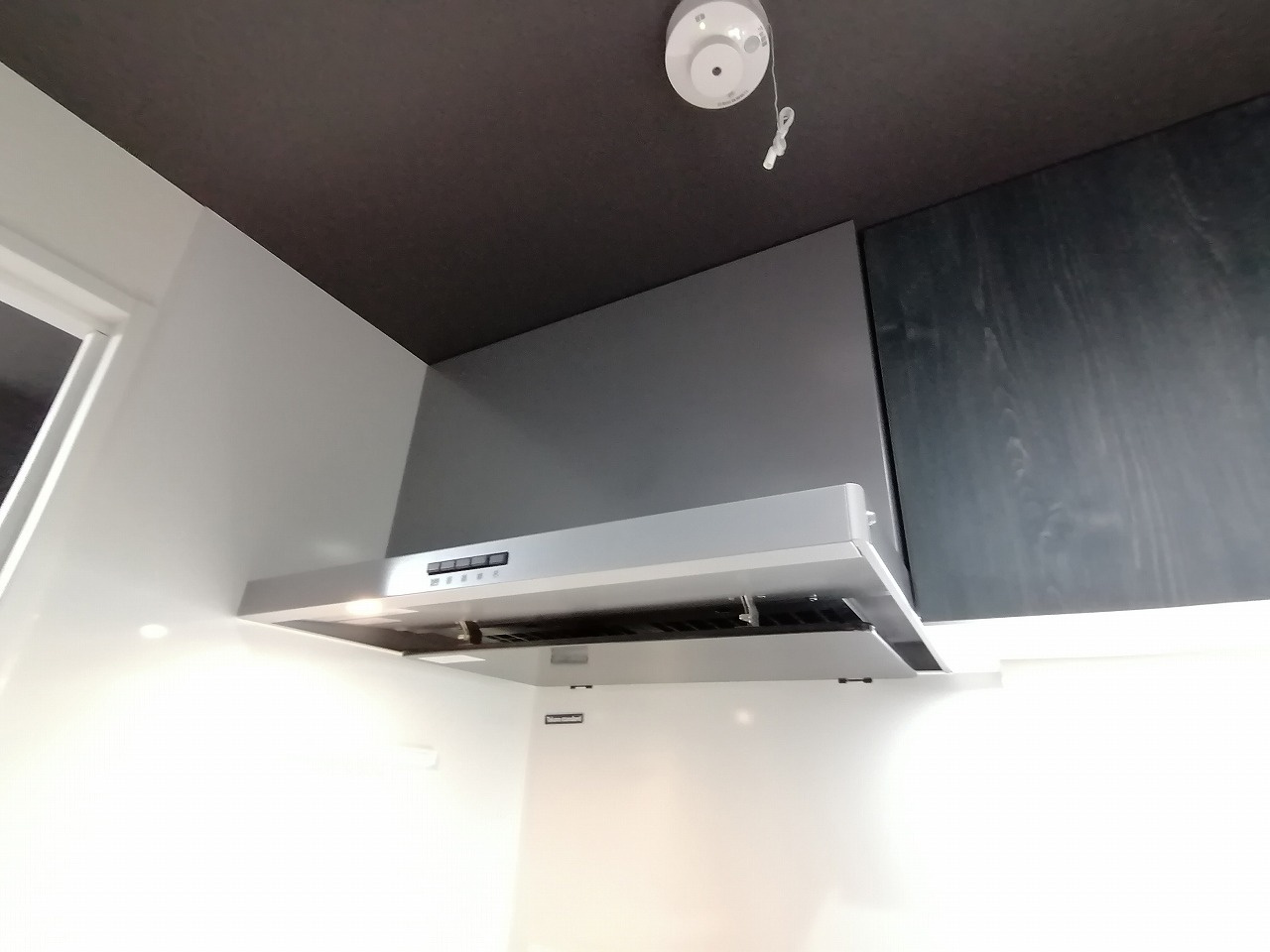 神戸市須磨区妙法寺字道正川のアパート