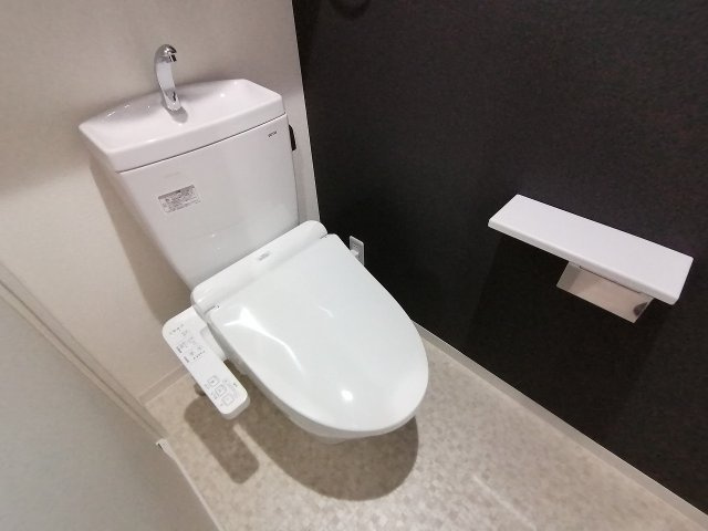 神戸市須磨区妙法寺字道正川のアパートのトイレ|ウォシュレット付