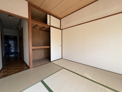 【収納】 | 岸田マンション | ちょっとした収納スペースも充実しています