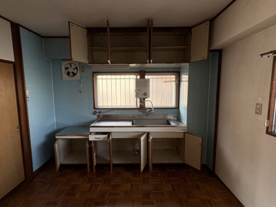 【キッチン】 | 岸田マンション | キッチンでお料理をお楽しみください