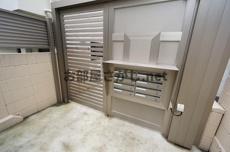 【広々ロフトが特徴！池袋駅徒歩圏内！】CIK24(シーアイケー24)のエントランス