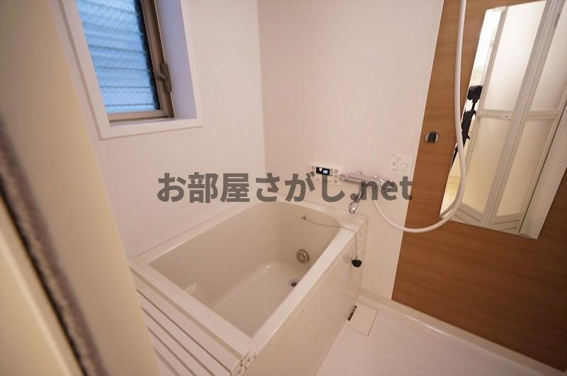 【広々ロフトが特徴！池袋駅徒歩圏内！】CIK24(シーアイケー24)の浴室