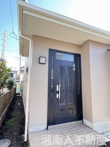 藤沢市下土棚２３７－１０戸建ての玄関|ゆったりとした玄関です