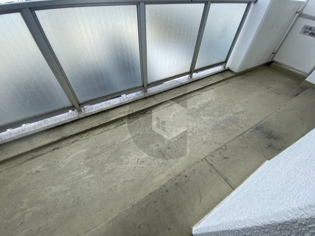 シャンポール東大阪のバルコニー