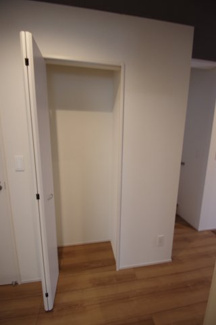 【収納】 | 【仲介手数料無料！！】日野市新町２丁目　新築戸建て（全7棟）5号棟　4880万円 | 玄関収納