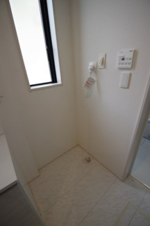 【ランドリースペース】 | 【仲介手数料無料！！】日野市新町２丁目　新築戸建て（全7棟）5号棟　4880万円