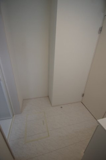 【脱衣所】 | 【仲介手数料無料！！】日野市新町２丁目　新築戸建て（全7棟）5号棟　4880万円