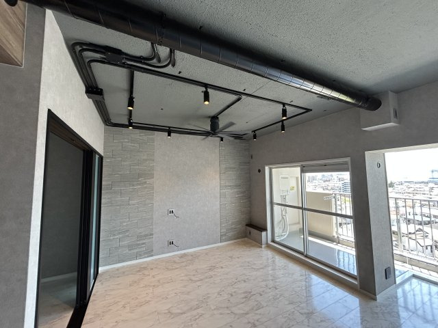 藤和ライブタウン西舞子の居間・リビング