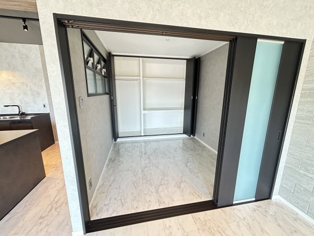 藤和ライブタウン西舞子の洋室