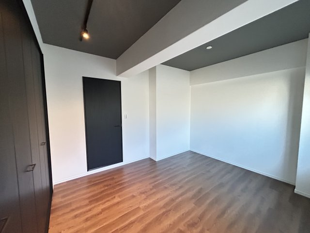 藤和ライブタウン西舞子の洋室