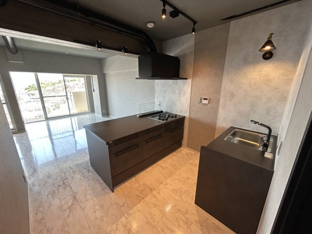 藤和ライブタウン西舞子のキッチン