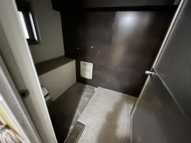 第二鳴海西住宅の浴室|リフォーム中です！