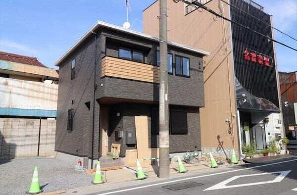 昭和区御器所二丁目戸建賃貸の外観