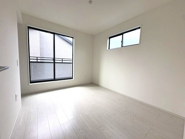 【子供部屋】 | 糟屋郡宇美町宇美中央1丁目3期　2号棟（全6棟）【仲介手数料無料・0円】 | 現地写真。