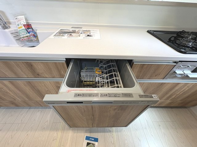 【キッチン】 | 糟屋郡宇美町宇美中央1丁目3期　2号棟（全6棟）【仲介手数料無料・0円】 | 施工例。施工例は完成時と異なる場合があります。