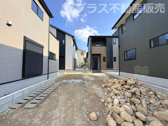 【外観】 | 糟屋郡宇美町宇美中央1丁目3期　2号棟（全6棟）【仲介手数料無料・0円】 | 完成イメージの外観パースです。