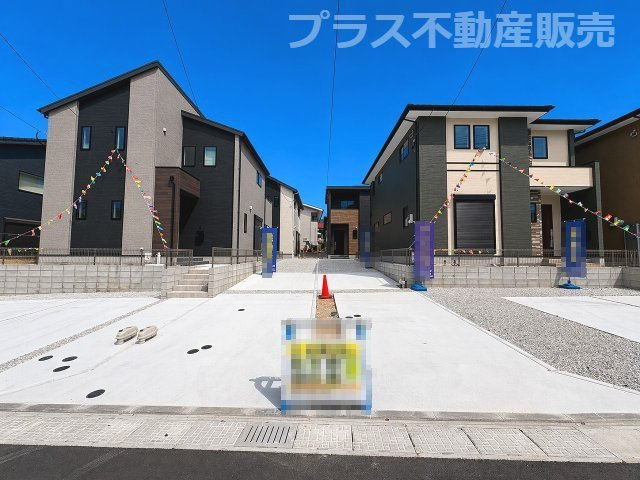 【外観】 | 糟屋郡宇美町宇美中央1丁目3期　2号棟（全6棟）【仲介手数料無料・0円】 | 現地写真。プラス不動産販売なら、現場の全ての棟をまとめてご見学頂けます。