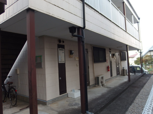 サープラスⅡ二番館 Ａ棟Ｂ棟の外観