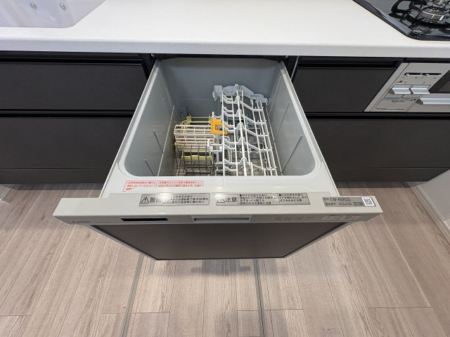 【キッチン】 | 糟屋郡宇美町宇美中央1丁目3期　号棟（全6棟）【仲介手数料無料・0円】 | 施工例。施工例は完成時と異なる場合があります。