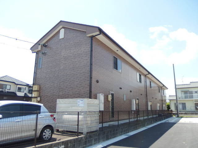 ファミール足鹿の外観