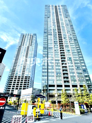 【外観】 | シティタワーズ豊洲 ザ・ツインノースタワー | 2009年2月築。住友不動産・阪急不動産旧分譲・鹿島建設施工。ペットの飼育可能。