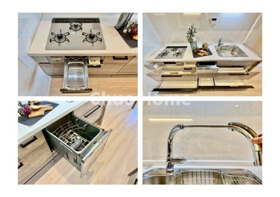 【キッチン】 | シティタワーズ豊洲 ザ・ツインノースタワー | 【システムキッチン】ワイドで収納豊富な使い勝手の良いシステムキッチンには、食洗器や伸縮タイプのキッチン水栓、三ツ口コンロ・魚焼きグリルなどの便利な設備が標準完備されています。