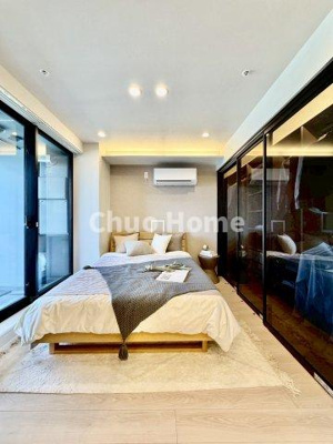 【洋室】 | シティタワーズ豊洲 ザ・ツインノースタワー | 【洋室】快適に過ごす条件は、一人ひとり違います。だからこそ飾り過ぎないシンプルな内装と偏り過ぎないデザインで統一しております。居住していく中でオーナー様だけの【マイホーム】に創り上げて下さい