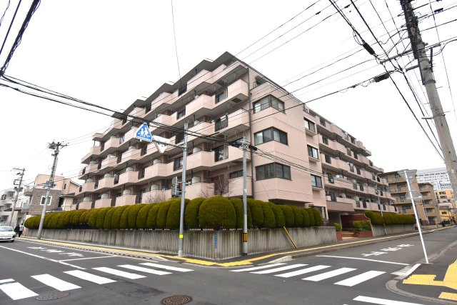 南向き・ヴェルドミール支倉の外観