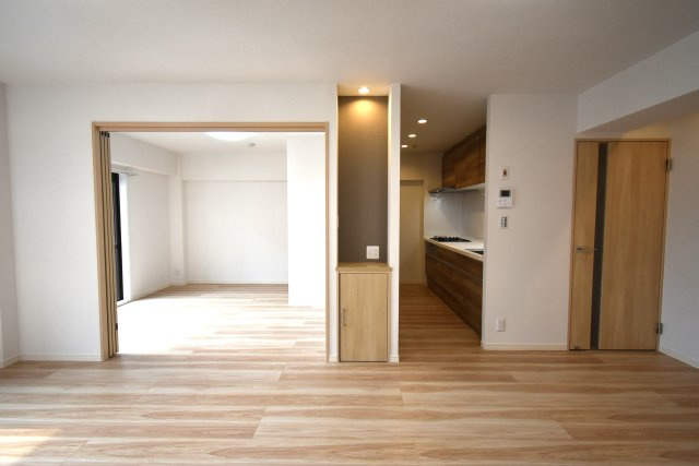 南向き・ヴェルドミール支倉の居間・リビング