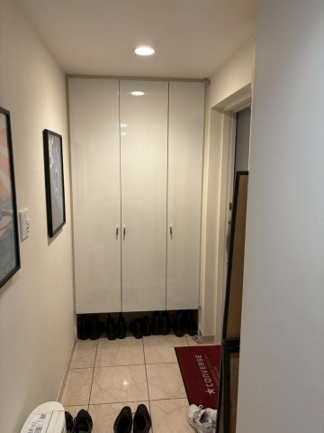 川口市西川口４丁目の中古マンションの玄関