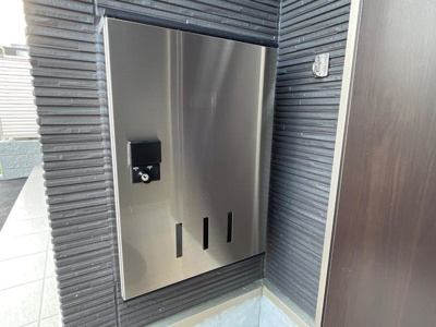 【エントランス】 | フランシーズ