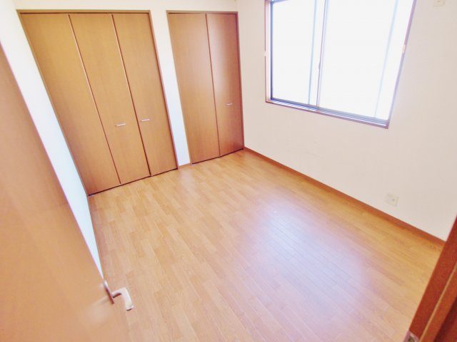 ファミリア坂Iの洋室