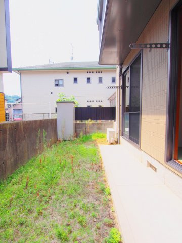 ファミリア坂Iの庭