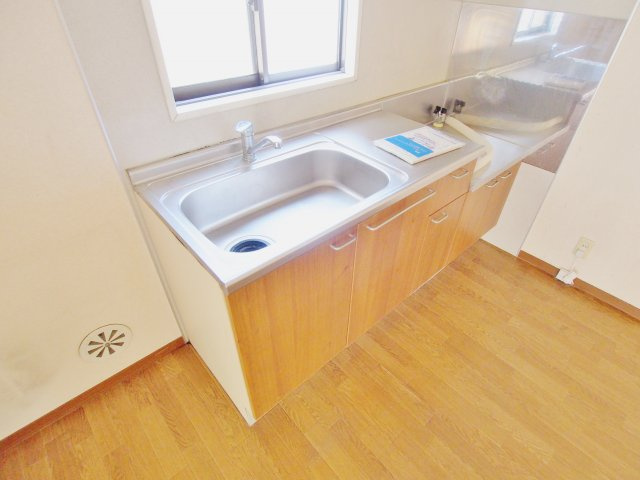 ファミリア坂Iのキッチン