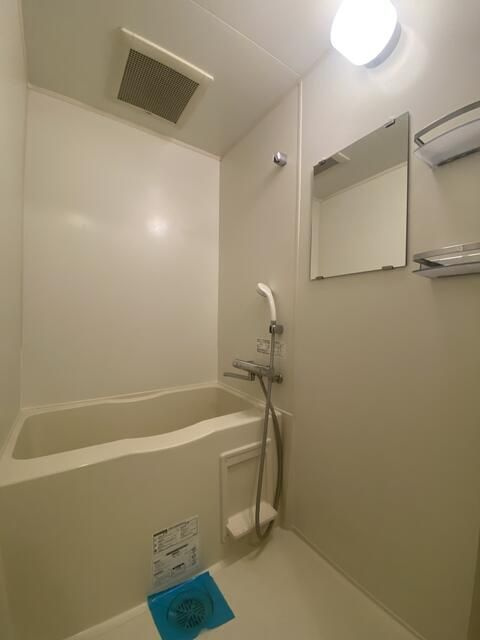 ドゥーエ川口の浴室