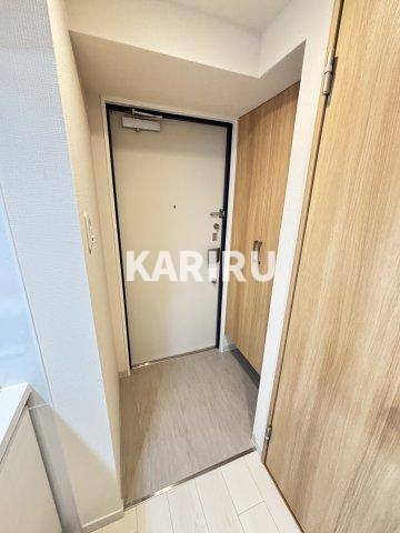 ファーストフィオーレ北大阪リアンの玄関